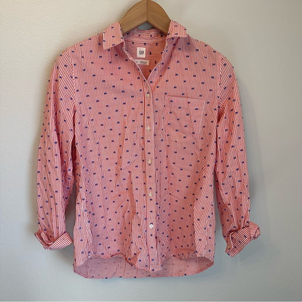 GAP Fitted Boyfriend Button Front Shirt